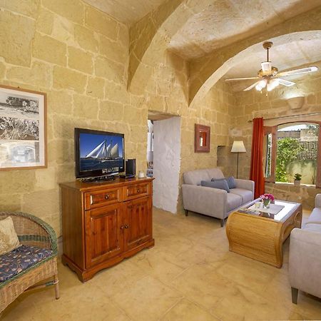 Oleandra Holiday Home Għasri Extérieur photo